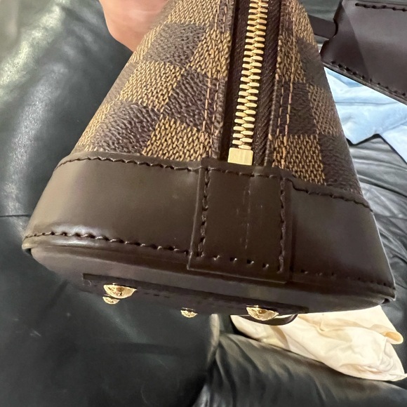 Louis Vuitton Alma BB in Damier Ebene - Picture 9 of 11